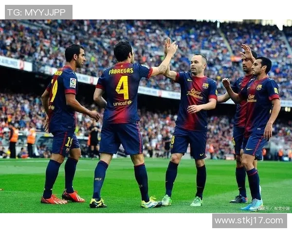 西班牙人队长受伤,或将缺席接下来的几场比赛——球队命运岌岌可危 西班牙人队长受伤,或将缺席接下来的几场比赛——球队命运岌岌可危